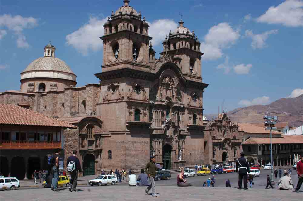 08 - Peru - Cusco, plaza de armas y Compania de Jesus